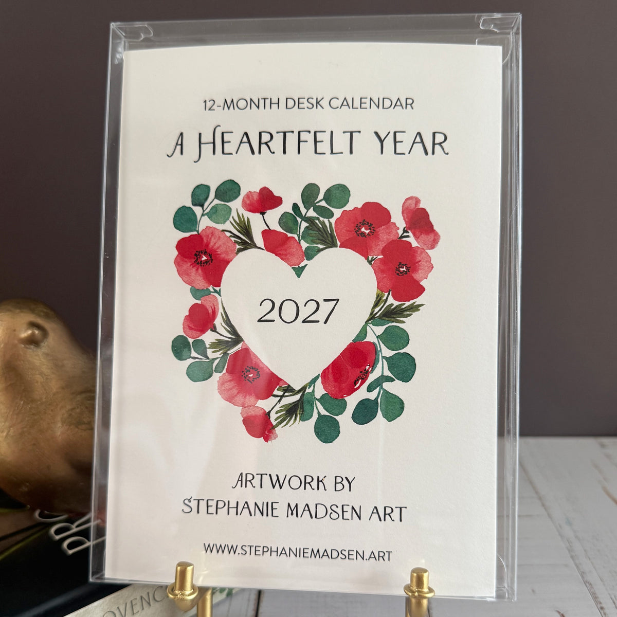 The heart wreath desk calendar in a clear gift box, sold without the easel